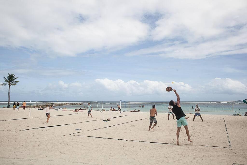 Vacances A La Plage Sainte-Anne  Luaran gambar