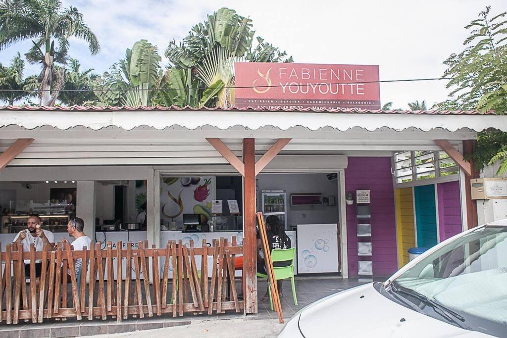 Vacances A La Plage Sainte-Anne  Luaran gambar